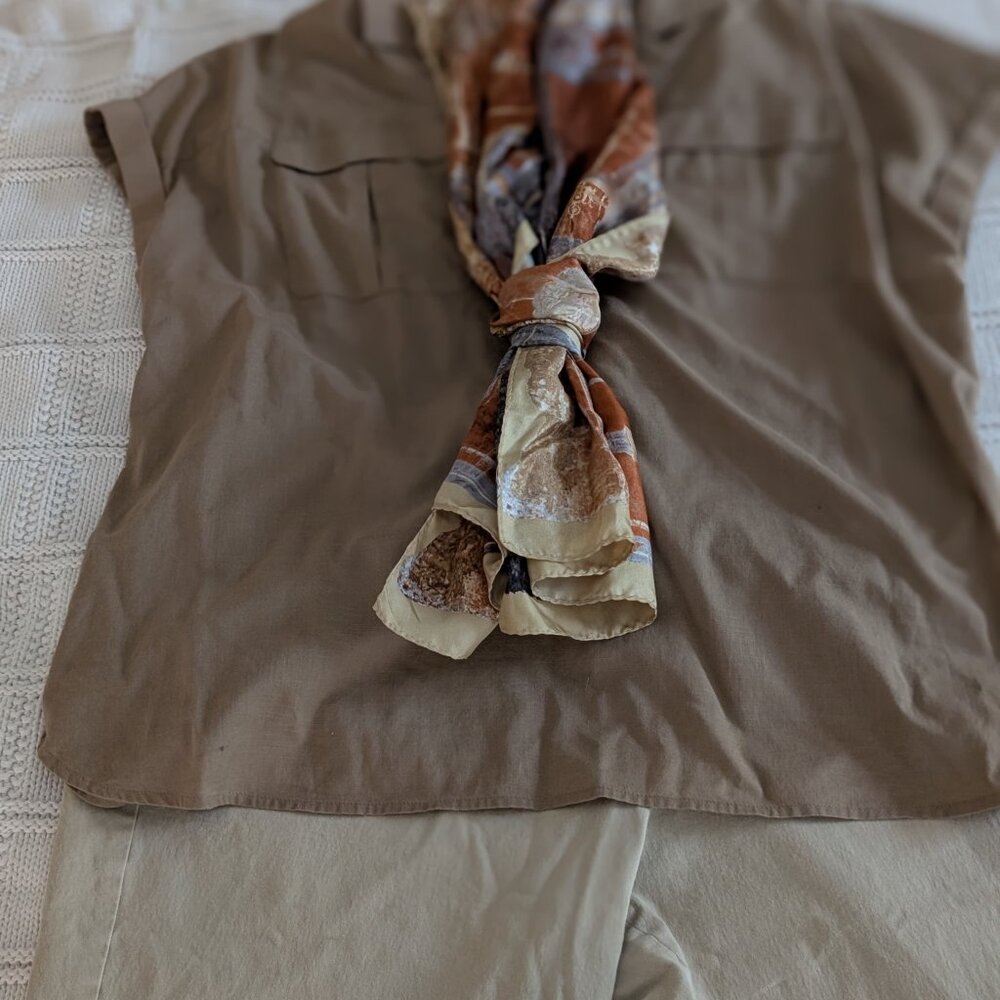 Rare Talbots Plus Size Chatham Pants in Beige, size 18WP (equivalent to 16W) - Picture 7 of 7